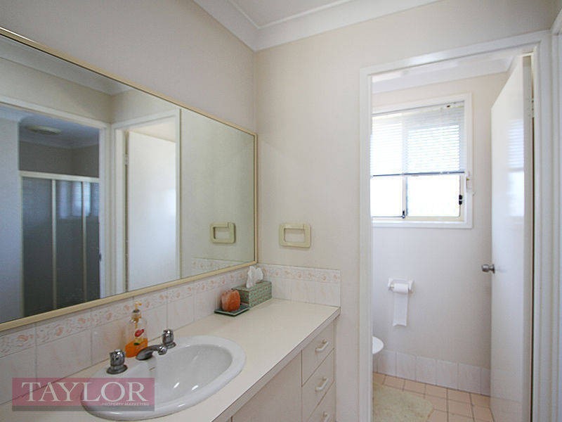 13 Madden Parade, Singleton NSW 2330