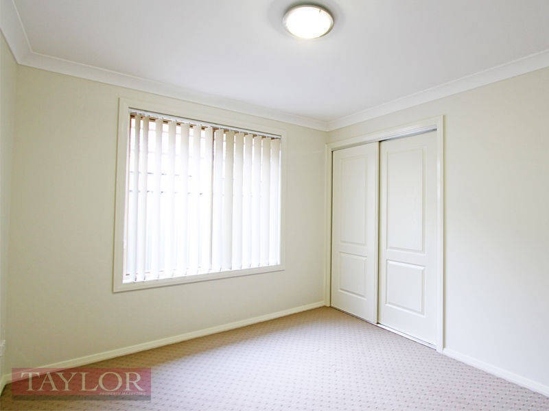 1/31 Broomfield Crescent, Singleton NSW 2330