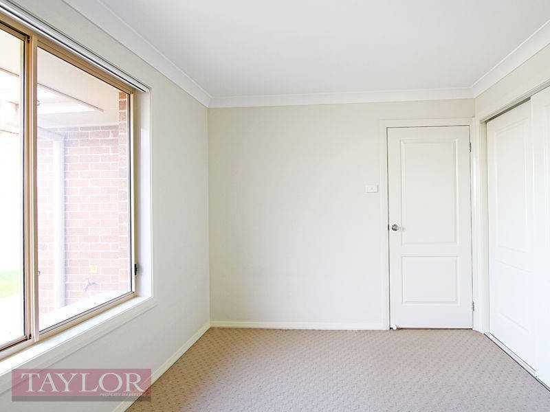 1/31 Broomfield Crescent, Singleton NSW 2330