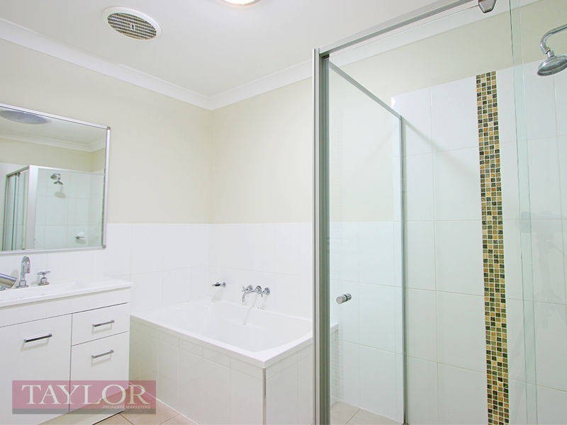 1/31 Broomfield Crescent, Singleton NSW 2330