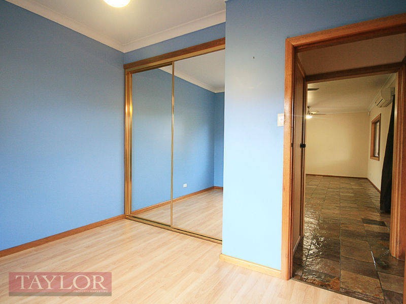 8 Hanbury Street, Greystanes NSW 2145