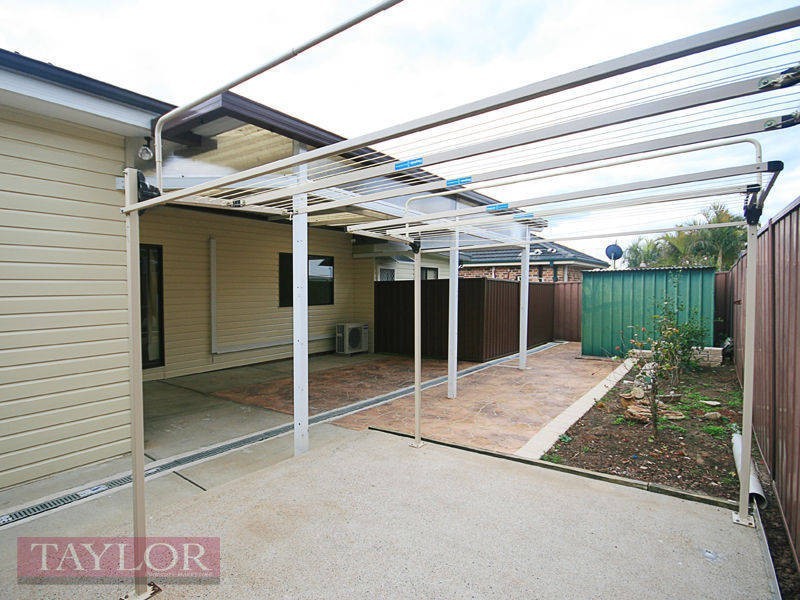 8 Hanbury Street, Greystanes NSW 2145