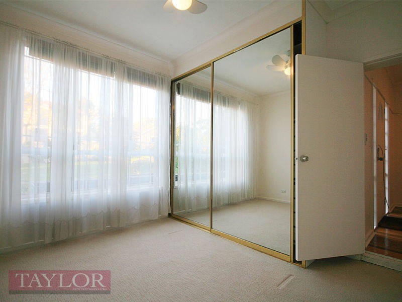 35 Kerrie Road, Oatlands NSW 2117