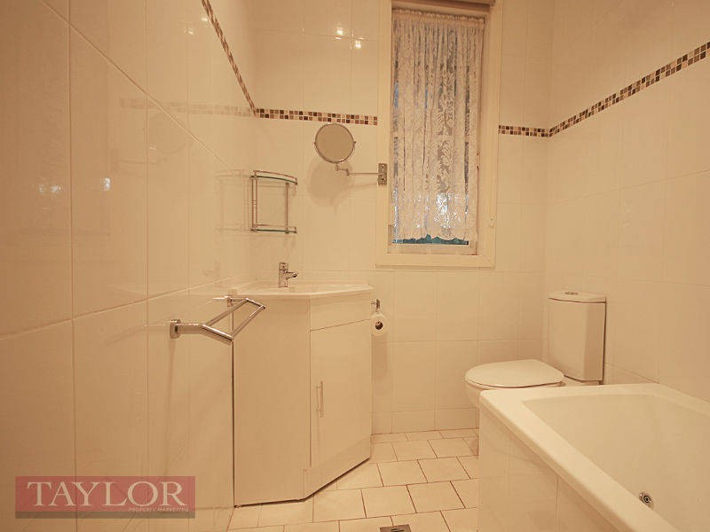 35 Kerrie Road, Oatlands NSW 2117