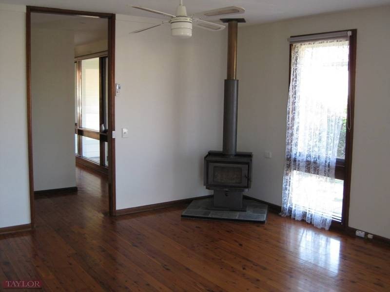 29 Waterhouse Avenue, Singleton NSW 2330