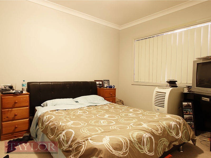 1/133 Casey Drive, Singleton NSW 2330