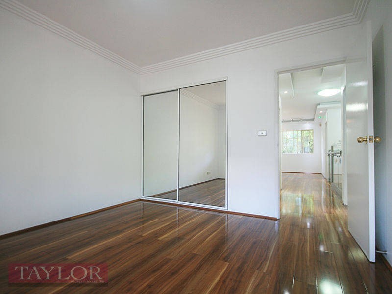 84/40 Strathalbyn Drive, Oatlands NSW 2117