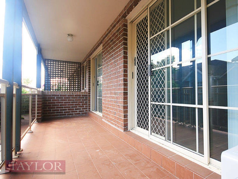 84/40 Strathalbyn Drive, Oatlands NSW 2117