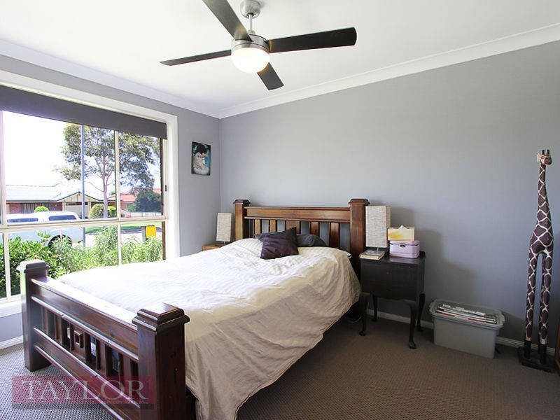 19 Eggleton Close, Singleton NSW 2330