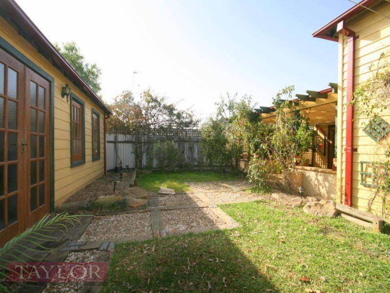 19 Gray Street, Granville NSW 2142