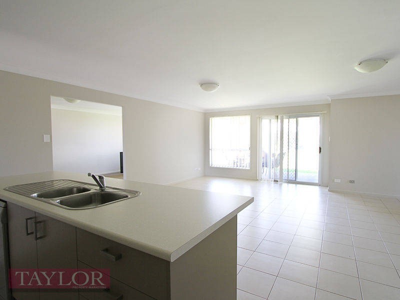 5 Prestwick Place, Cessnock NSW 2325