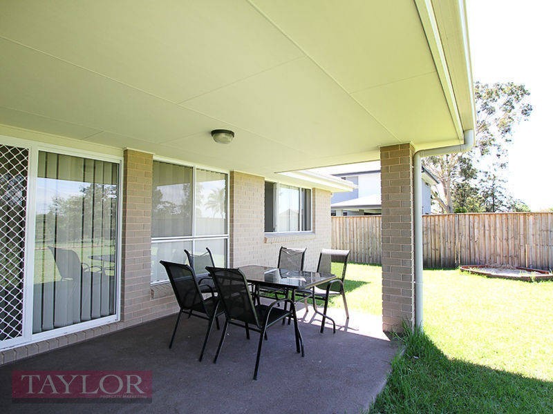 5 Prestwick Place, Cessnock NSW 2325