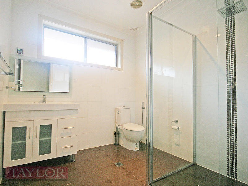 33 Girralong Avenue, Baulkham Hills NSW 2153