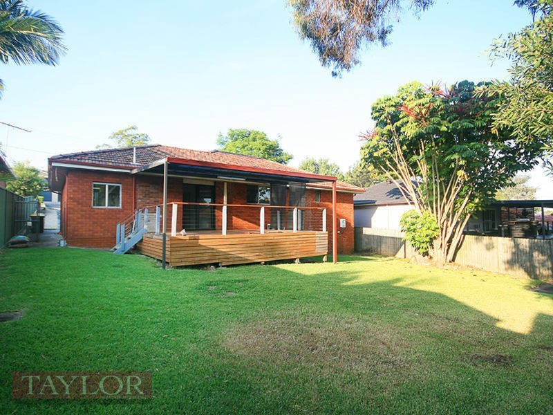 33 Girralong Avenue, Baulkham Hills NSW 2153
