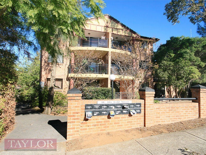 14/10 Todd Street, Merrylands NSW 2160