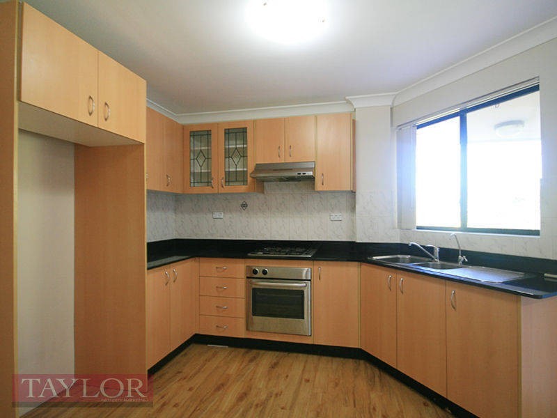 14/10 Todd Street, Merrylands NSW 2160