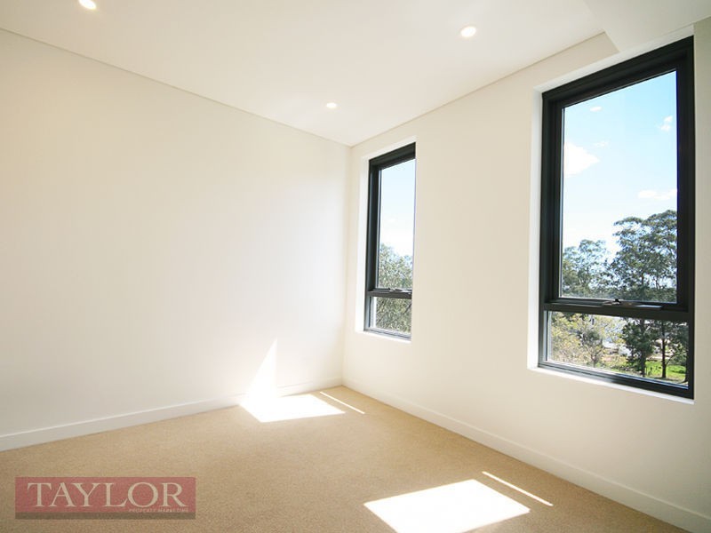 90/38 Solent Circuit, Baulkham Hills NSW 2153