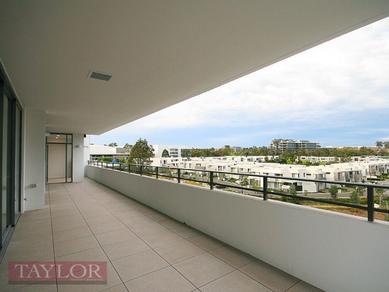 83/38 Solent Circuit, Baulkham Hills NSW 2153