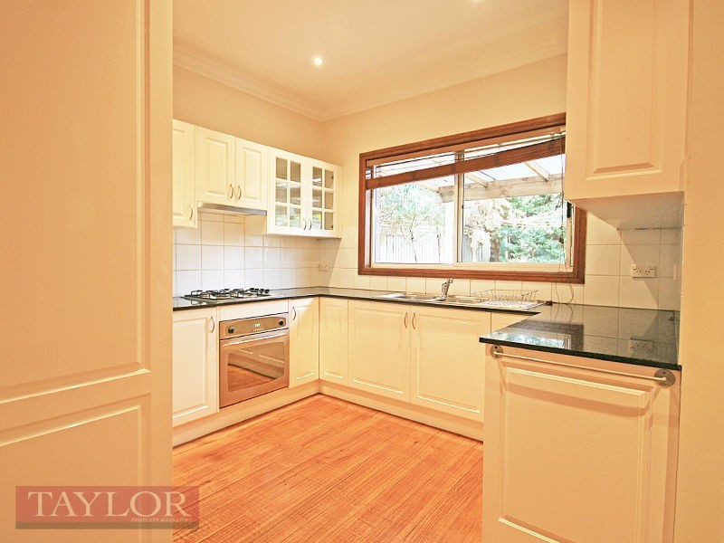 9 Telfer Street, Westmead NSW 2145