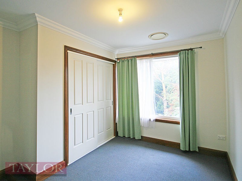 9 Telfer Street, Westmead NSW 2145