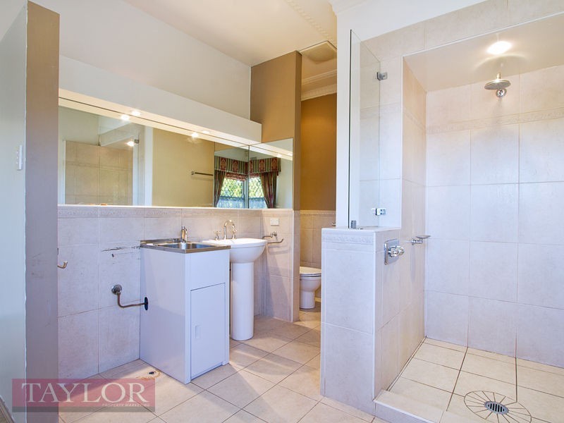 2/34 Pennant Hills Road, North Parramatta NSW 2151