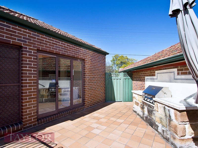 2/34 Pennant Hills Road, North Parramatta NSW 2151