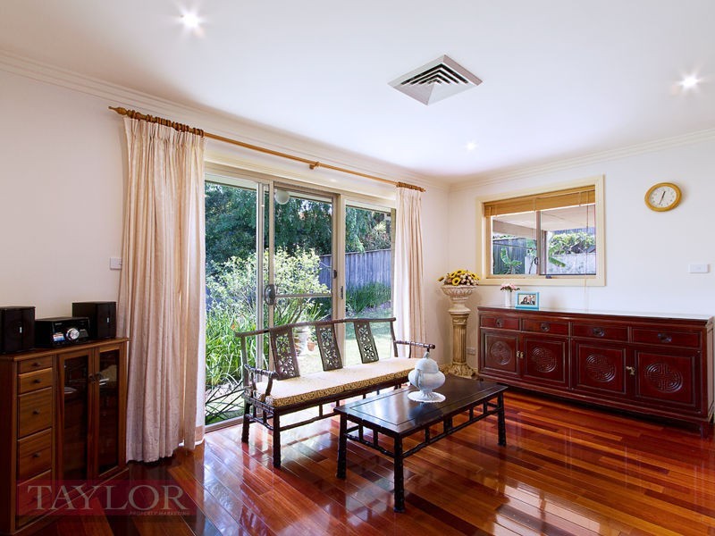 16 Riverview Place, Oatlands NSW 2117