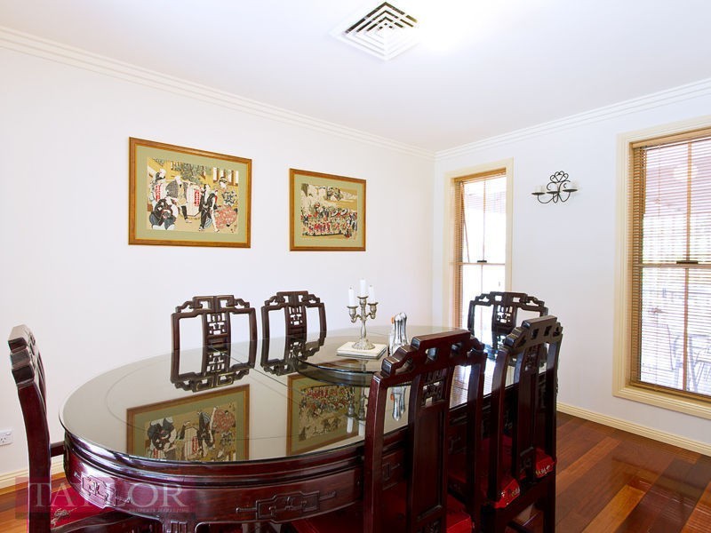 16 Riverview Place, Oatlands NSW 2117