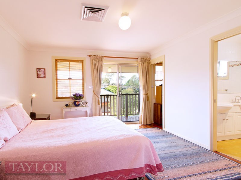 16 Riverview Place, Oatlands NSW 2117