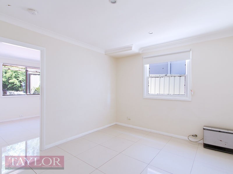 16 Yarralumla Drive, Carlingford NSW 2118