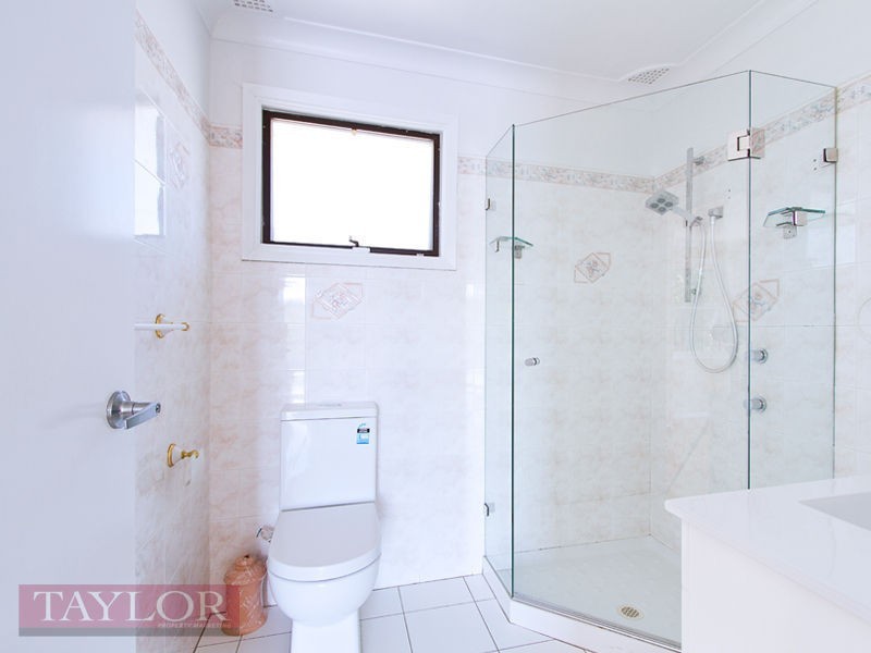 16 Yarralumla Drive, Carlingford NSW 2118