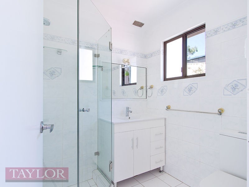 16 Yarralumla Drive, Carlingford NSW 2118