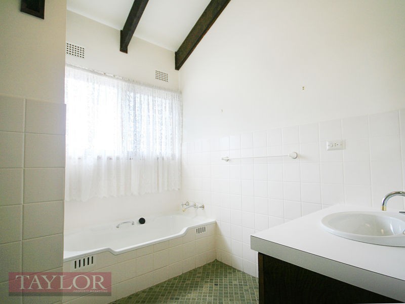 16 York Street, Oatlands NSW 2117