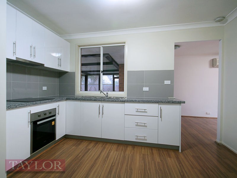 60 Hyatts Road, Oakhurst NSW 2761