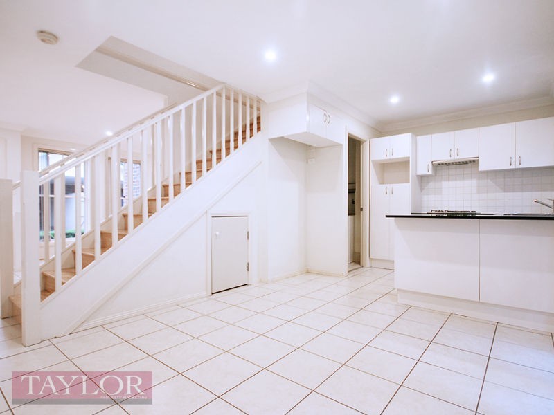 5 The Mews, Oatlands NSW 2117