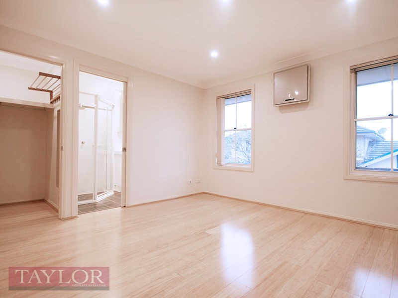 5 The Mews, Oatlands NSW 2117