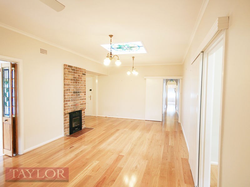 25 Canyon Road, Baulkham Hills NSW 2153