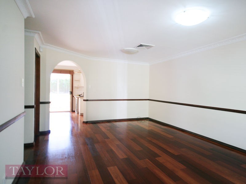 17B Larnook Close, Oatlands NSW 2117