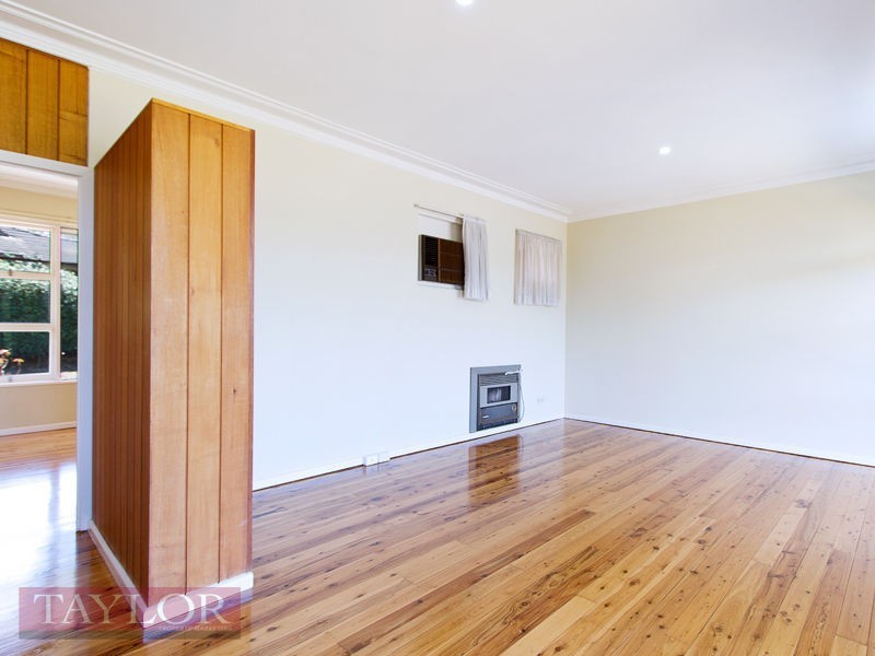 8 Immarna Place, Oatlands NSW 2117