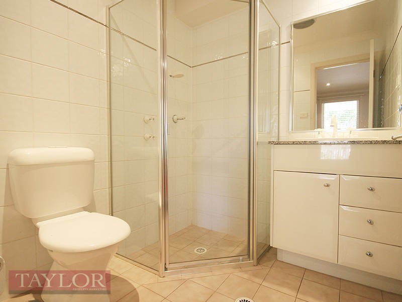 5 Hunterford Crescent, Oatlands NSW 2117