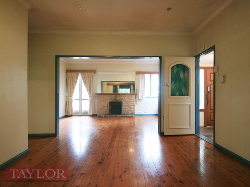 38 Alanas Avenue, Oatlands NSW 2117