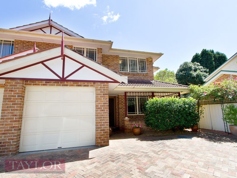 2 Larnook Close, Oatlands NSW 2117