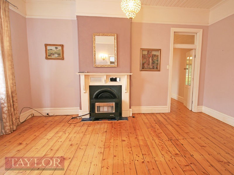 44 The Avenue, Granville NSW 2142