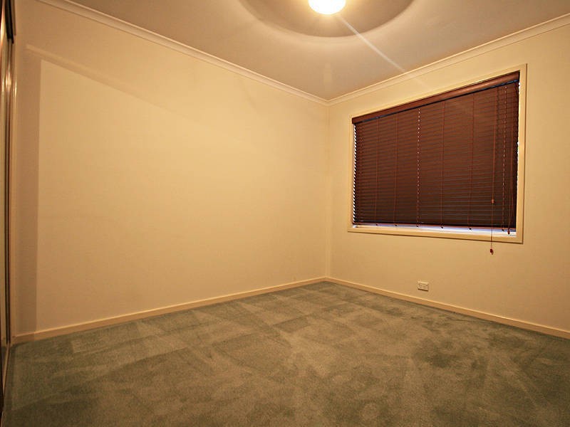 4 Navajo Close, Stanhope Gardens NSW 2768