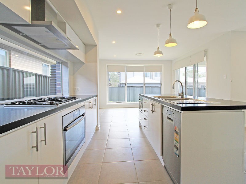 28 Rumery Street, Riverstone NSW 2765