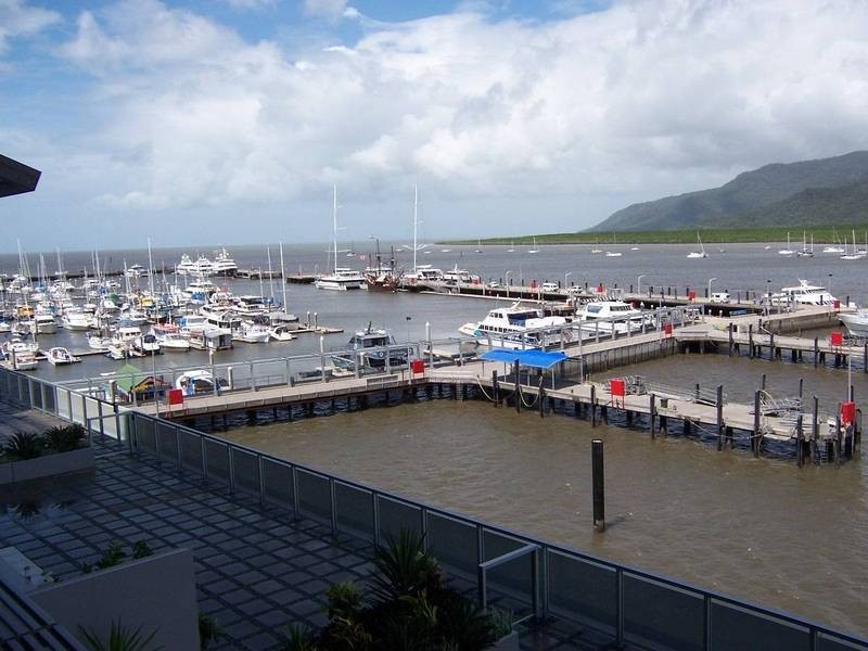 13/1 Marlin Parade, Cairns City QLD 4870