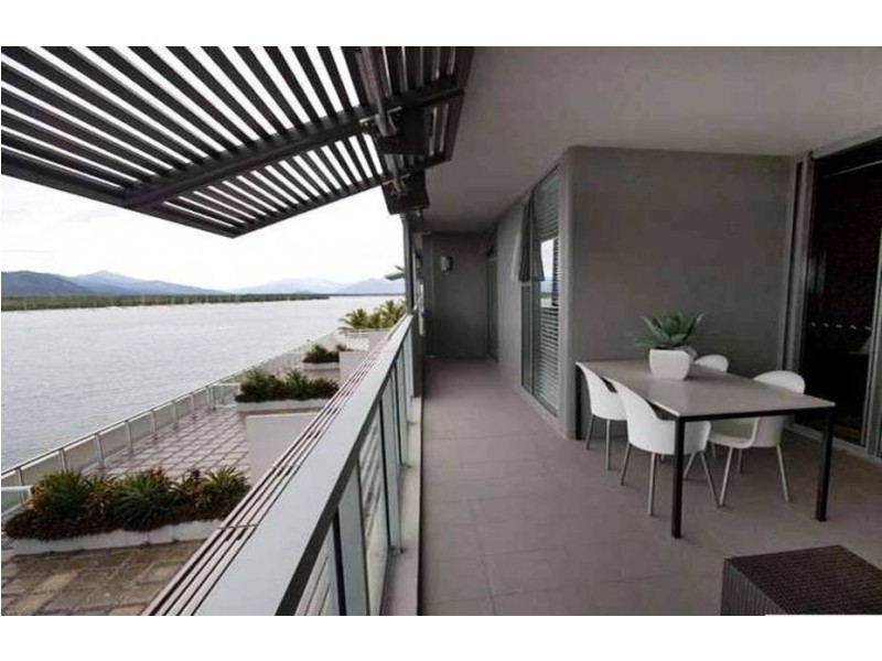 13/1 Marlin Parade, Cairns City QLD 4870