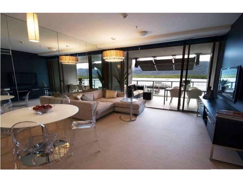 13/1 Marlin Parade, Cairns City QLD 4870