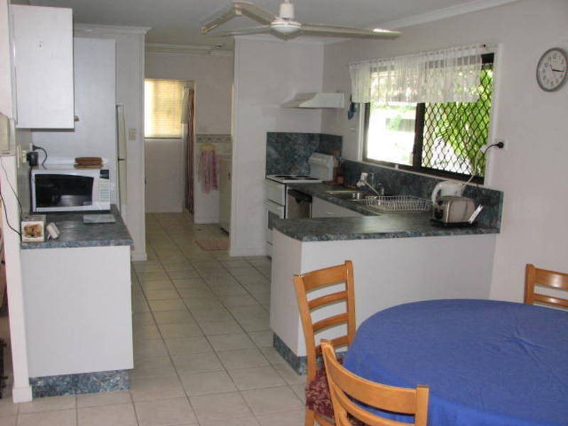 19 Augustus Street, Mooroobool QLD 4870