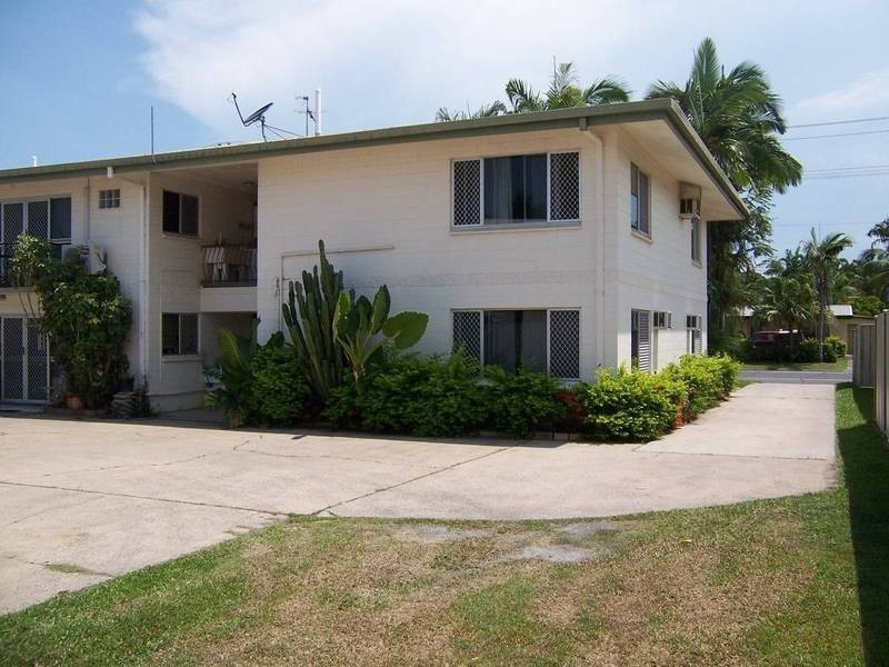 1/20 Jensen Street, Manoora QLD 4870